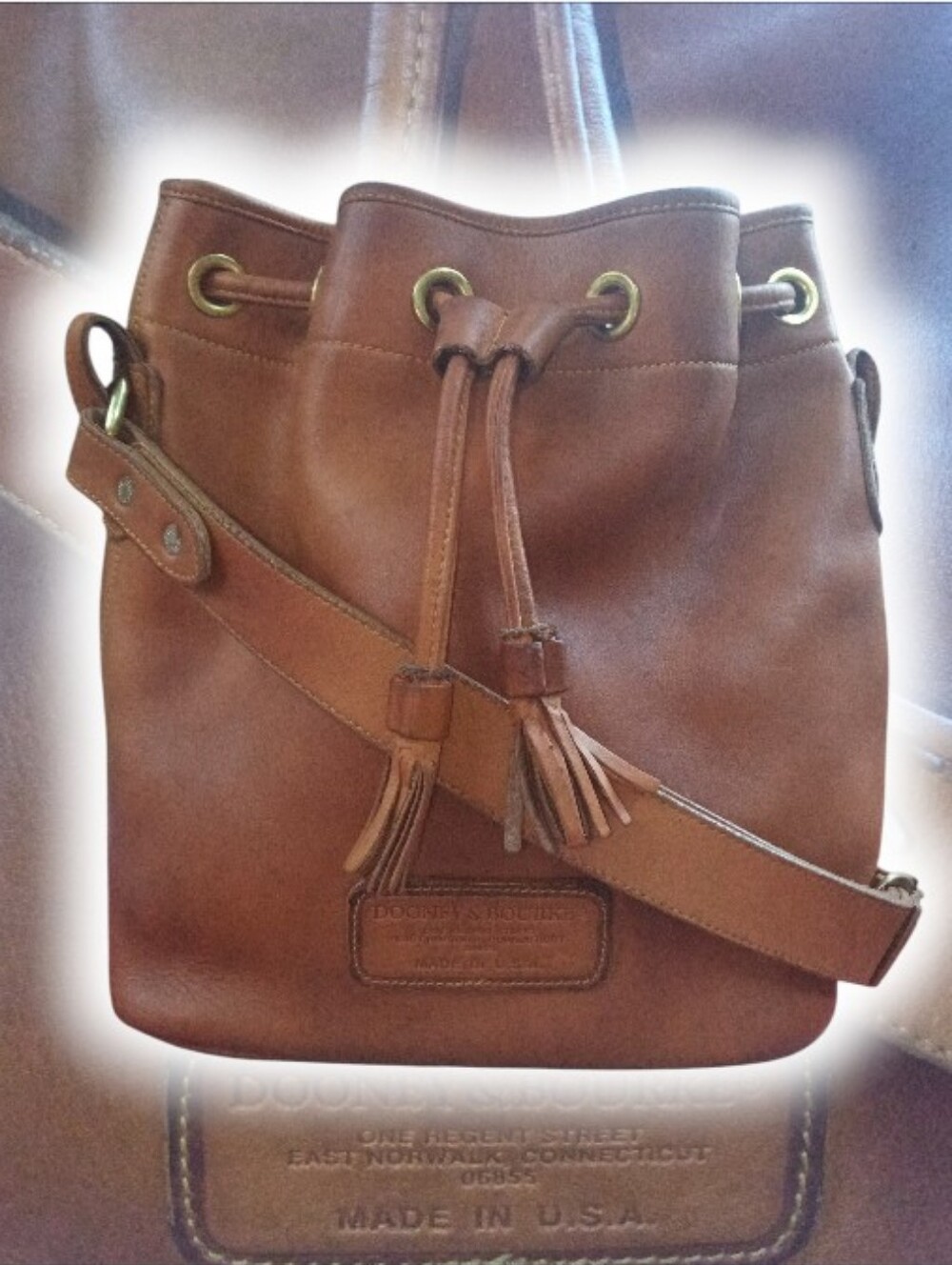 (Vintage / Rare) DOONEY & BOURKE® All Weather Leather™ Drawstring Bucket Bag